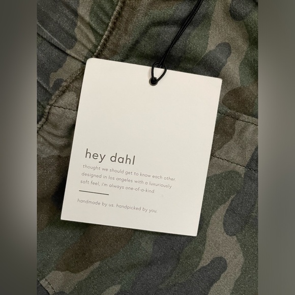 NWT Bella Dahl Crop Camo Joggers Pants With Pockets Size L - Picture 8 of 12